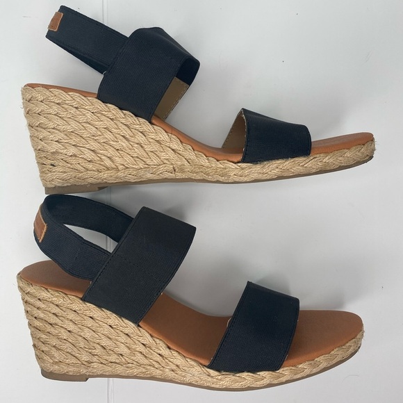 TOMMY BAHAMA Andre Assous Allison Wedges - Picture 9 of 10